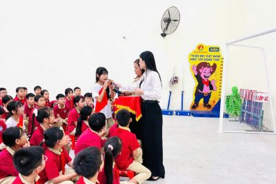 NGÀY HỘI ĐỌC SÁCH – “SÁCH MỞ RA NHỮNG CHÂN TRỜI MỚI” TRƯỜNG TIỂU HỌC MỸ TRUNG